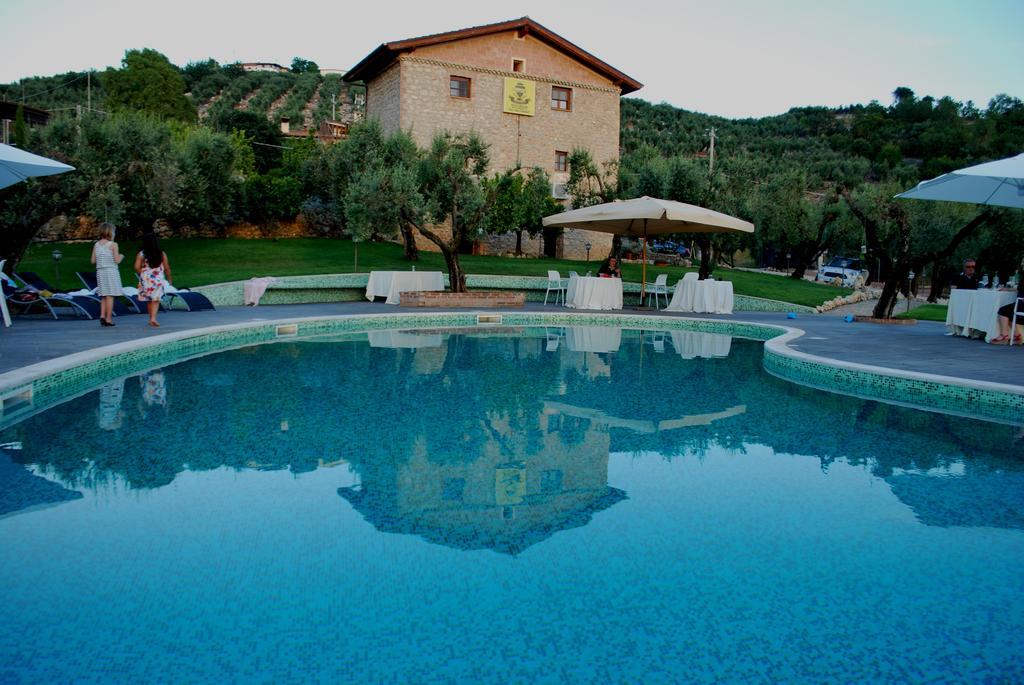 Agriturismo Casale Re Sonnino Exterior foto
